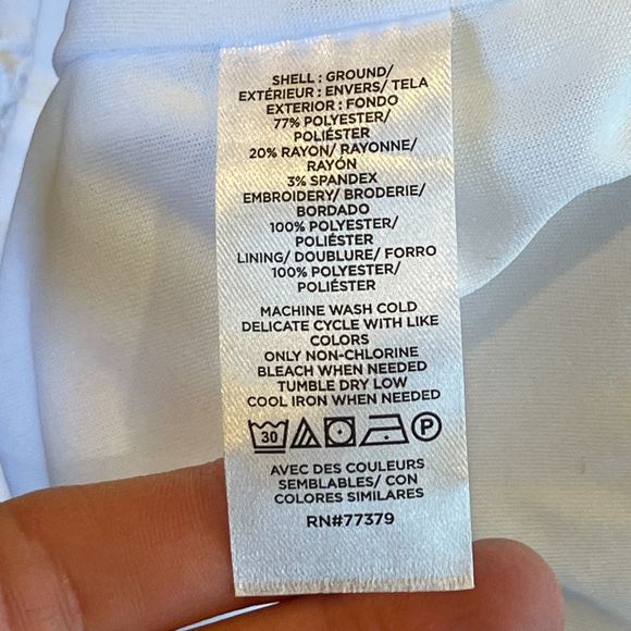 Ann Taylor Petite Flower White Sleeveless Tank Shell XSP NEW NWT - Picture 9 of 10